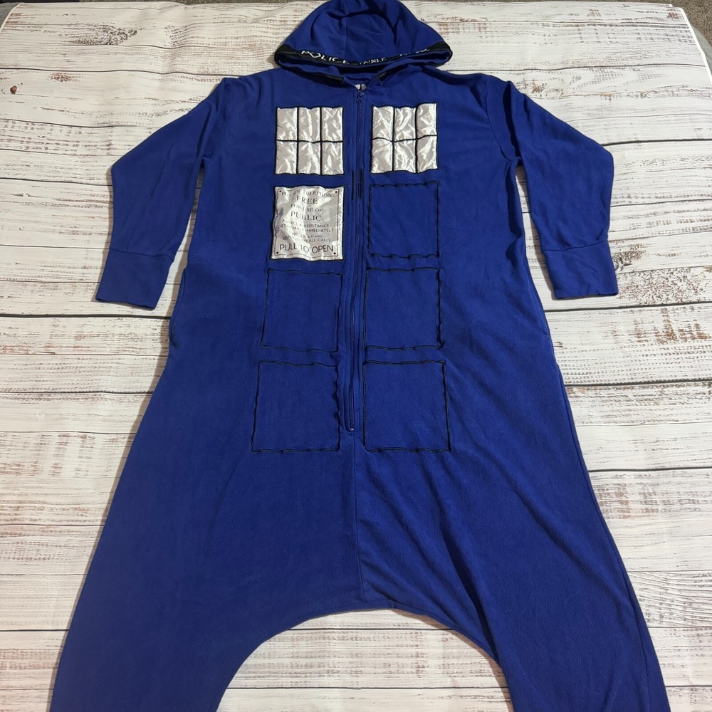 Doctor Who Tardis Hooded One-Piece Pajama Phone‎ Booth Police Call Box Adult S